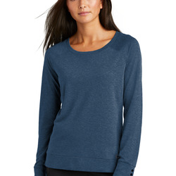 Women's Command Long Sleeve Scoop Neck